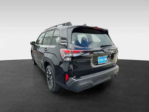 Used 2026 Subaru Forester Premium AWD/4WD image 4