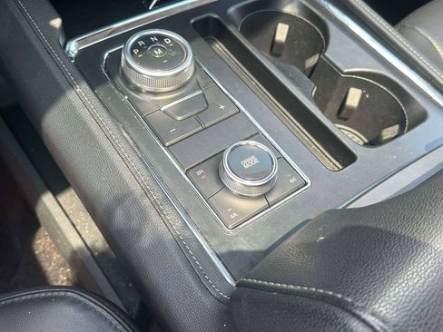 Used 2023 Ford Expedition XLT AWD/4WD image 30