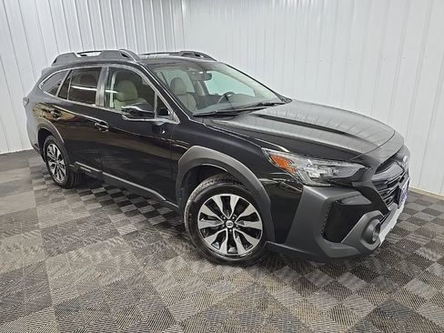Used 2023 Subaru Outback Limited image 7