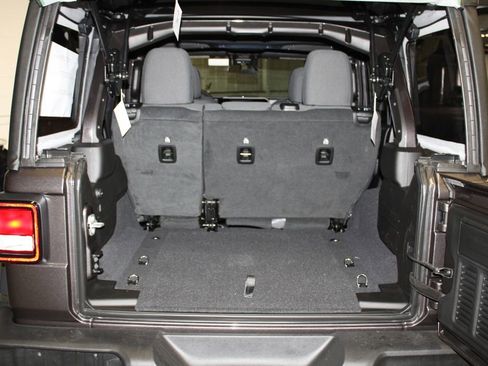 New 2025 Jeep Wrangler Sport S image 25