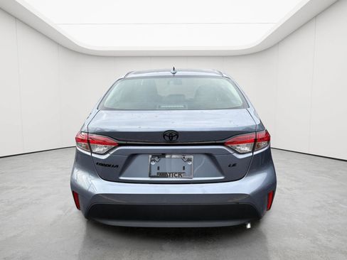 Used 2025 Toyota Corolla LE FWD image 6