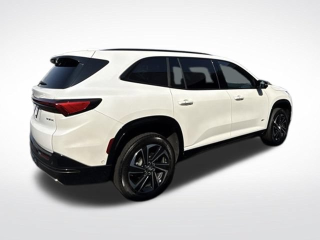 Used 2025 Buick Enclave Sport Touring w/ Super Cruise Package FWD image 5