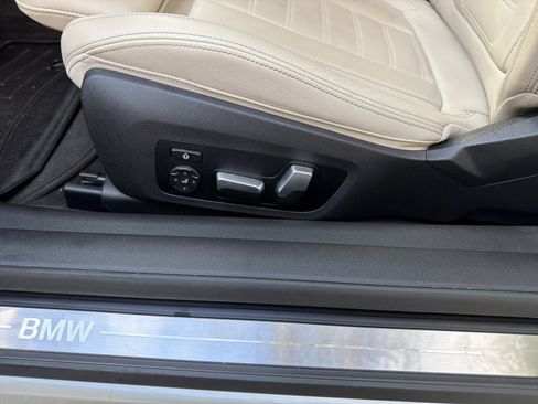 Certified 2022 BMW 430i Convertible w/ Premium Package 2 RWD image 23