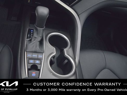 Used 2024 Toyota Camry XLE image 24