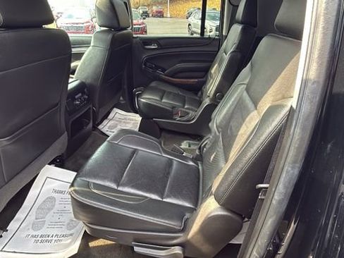 Used 2017 Chevrolet Suburban Premier image 25