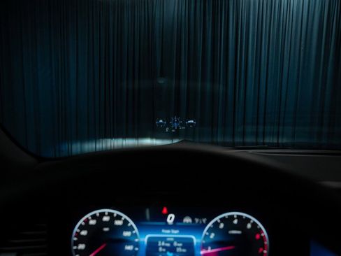 New 2025 Mercedes-Benz GLS 450 4MATIC image 18