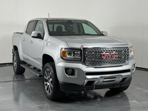 Used 2018 GMC Canyon Denali AWD/4WD image 3