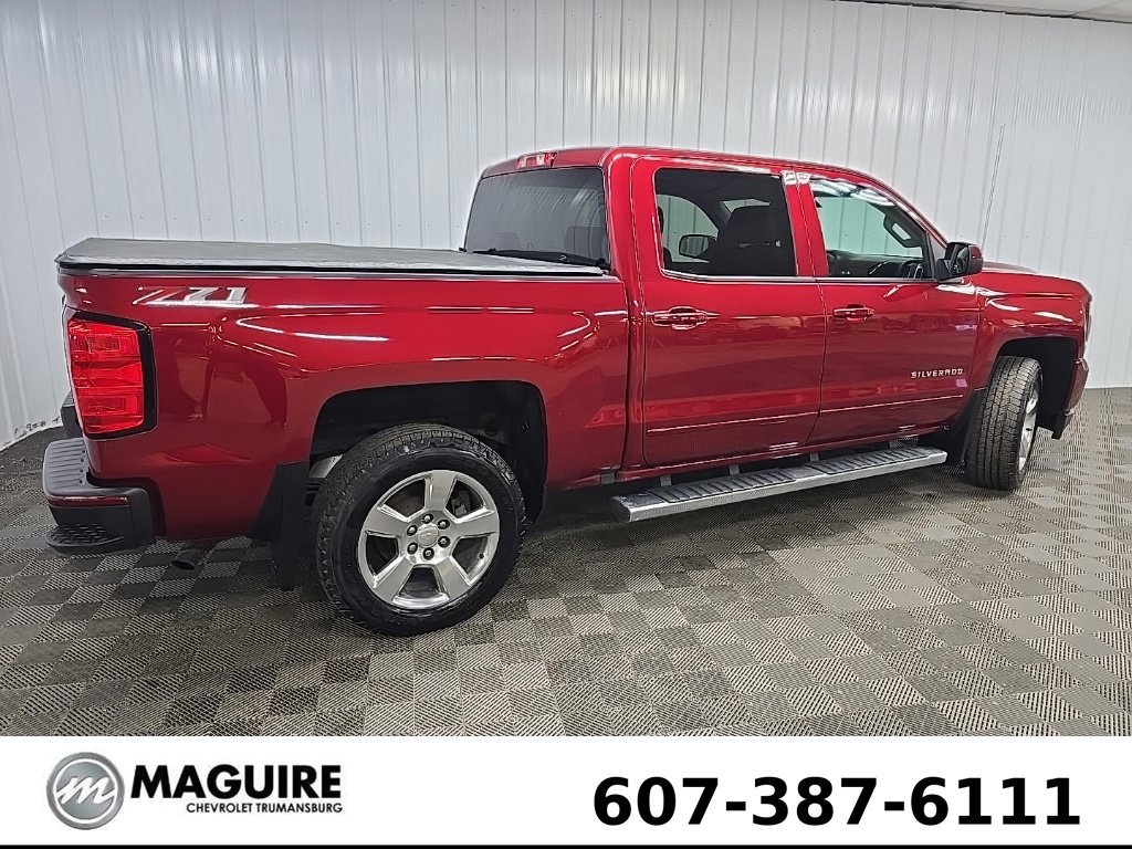 Used 2018 Chevrolet Silverado 1500 LT w/ All Star Edition AWD/4WD image 3