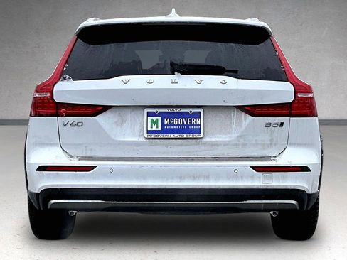 New 2026 Volvo V60 B5 Cross Country Ultra w/ Protection Package Premier AWD/4WD image 4