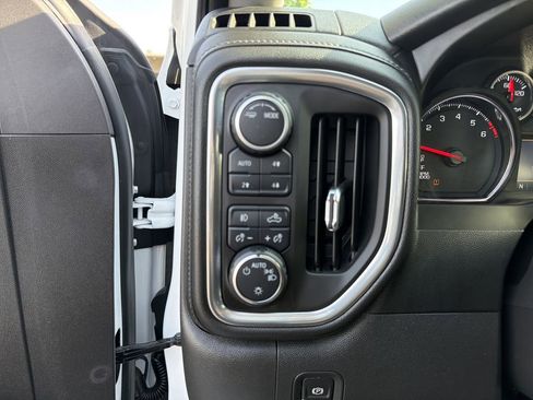 Used 2020 Chevrolet Silverado 1500 RST AWD/4WD image 23