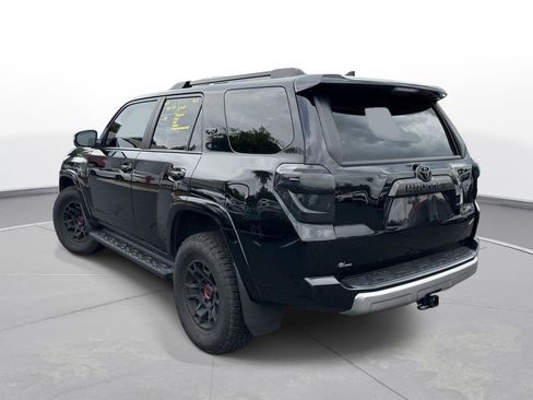 Used 2023 Toyota 4Runner TRD Off-Road Premium w/ Off Road Premium Plus Package AWD/4WD image 8