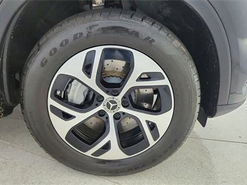 Used 2025 Mercedes-Benz GLC 350e GLC 350e image 61