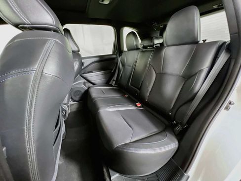 Used 2025 Subaru Forester Limited AWD/4WD image 26
