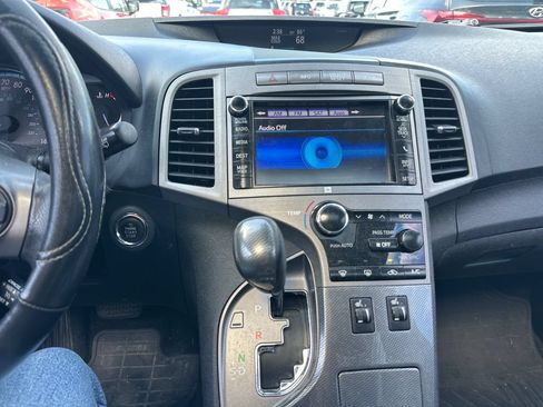 Used 2013 Toyota Venza Limited AWD/4WD image 13