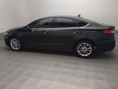 Used 2020 Ford Fusion SE FWD image 3