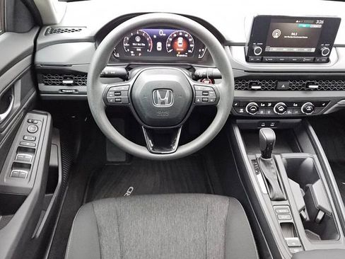 Certified 2025 Honda Accord SE image 12
