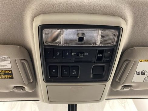 Used 2016 Toyota 4Runner SR5 Premium AWD/4WD image 26