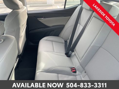 Used 2025 Toyota Camry XLE image 20