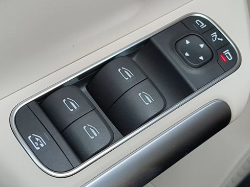 Used 2023 Mercedes-Benz GLA 250 image 19