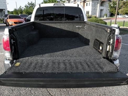 Used 2023 Toyota Tacoma TRD Off-Road image 56