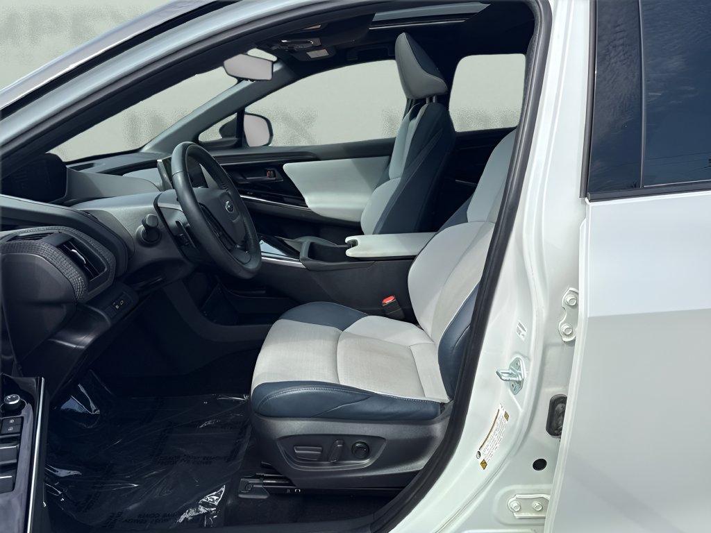 Used 2023 Subaru Solterra AWD image 6