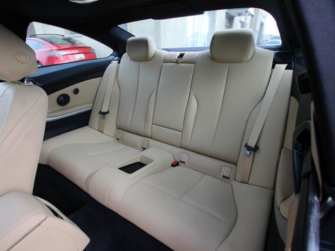 Used 2020 BMW 430i xDrive 430i xDrive Coupe 2D w/ M Sport Package image 11