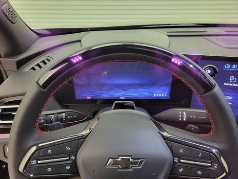 New 2026 Chevrolet Traverse RS w/ LPO, Floor Liner Package image 10