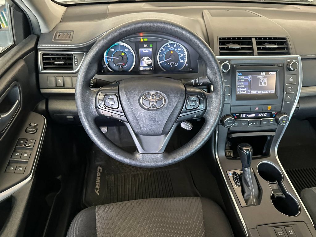 Used 2016 Toyota Camry LE FWD image 13