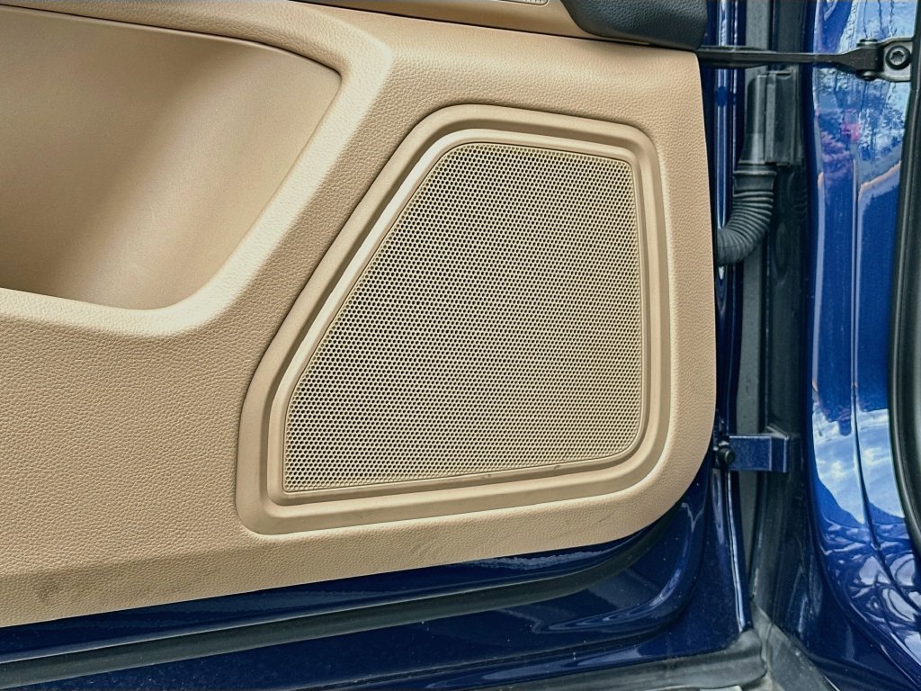 Certified 2024 Porsche Macan S AWD/4WD image 21