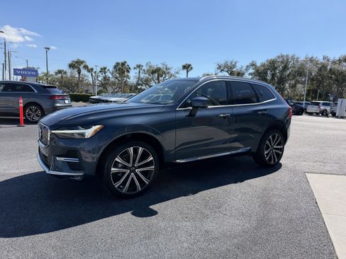 Certified 2023 Volvo XC60 B5 Ultimate w/ Protection Package Premier image 7