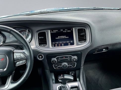 Used 2023 Dodge Charger SXT RWD image 10
