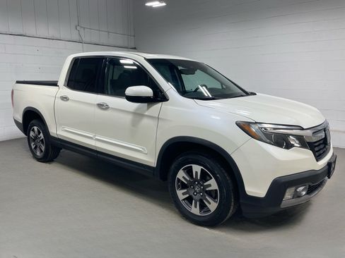 Used 2017 Honda Ridgeline RTL-E image 3