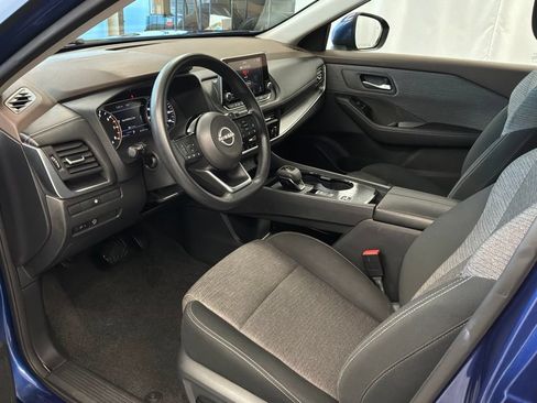 Used 2023 Nissan Rogue SV FWD image 22