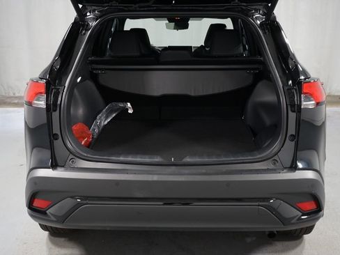 Certified 2025 Toyota Corolla Cross AWD Hybrid image 38