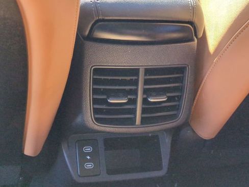 Used 2024 Kia Seltos EX image 30