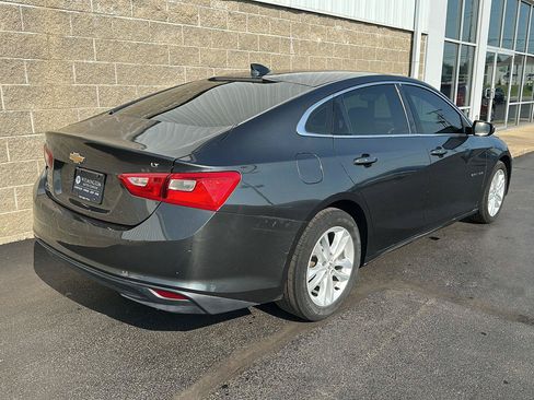 Used 2016 Chevrolet Malibu LT FWD image 3