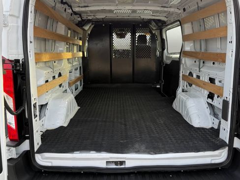 Used 2024 Ford Transit 250 Low Roof w/ Exterior Upgrade Package RWD image 8