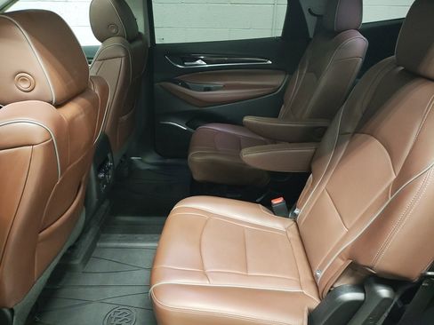 Used 2021 Buick Enclave Avenir w/ Avenir Technology Package image 27