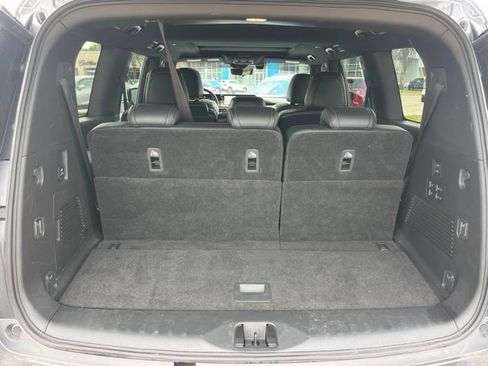Used 2025 Nissan Armada PRO-4X w/ Pro-4X Premium Package AWD/4WD image 6