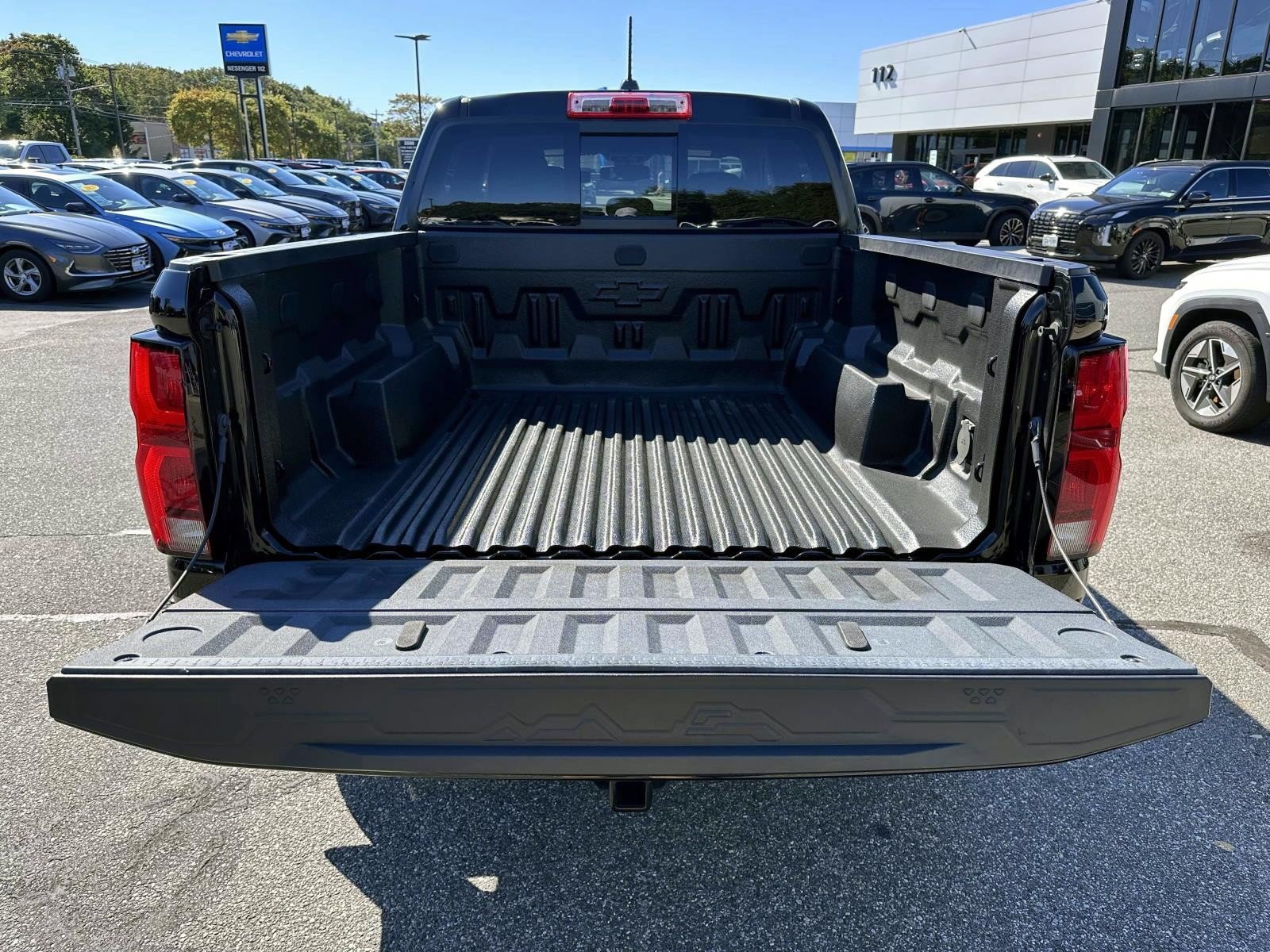 Used 2023 Chevrolet Colorado Z71 w/ Z71 Convenience Package 2 AWD/4WD image 7