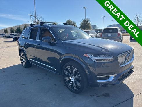 Used 2022 Volvo XC90 T6 Inscription w/ Advanced Package image 3