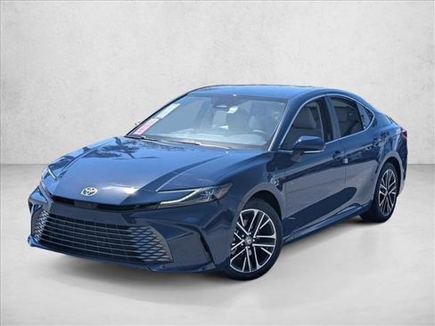 New 2026 Toyota Camry XLE FWD image 1