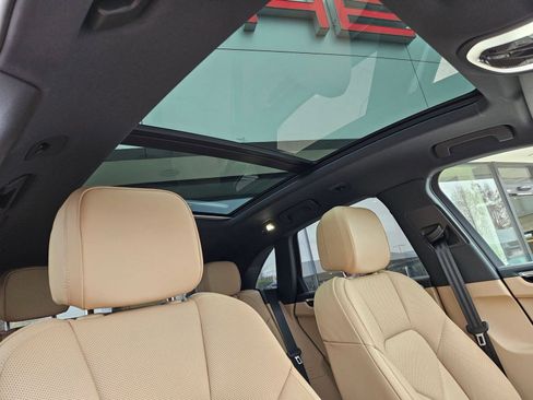 New 2026 Porsche Macan image 27