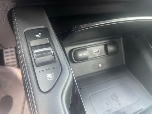 Used 2022 Kia Telluride SX w/ SX Prestige Package AWD/4WD image 26