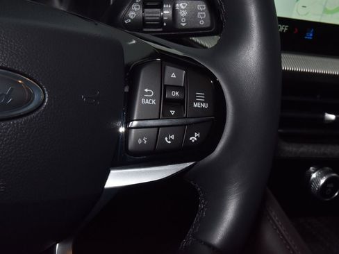 Certified 2025 Ford Explorer Platinum RWD image 25