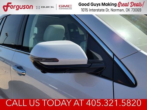 New 2026 Buick Enclave Avenir w/ Super Cruise Package FWD image 11