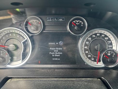 Used 2017 RAM 1500 Sport w/ Sublime Green Sport Package AWD/4WD image 10