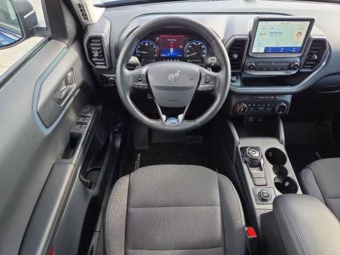 Used 2023 Ford Bronco Sport Badlands image 11