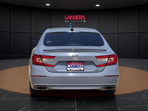 Used 2022 Honda Accord Sport image 3