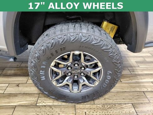 Certified 2024 Chevrolet Colorado ZR2 w/ ZR2 Convenience Package III image 15